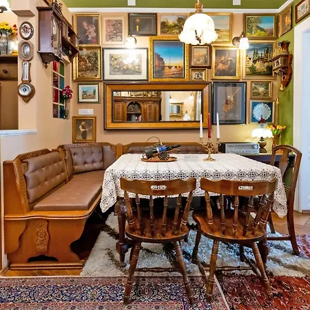 Vintage Bossanova Apartment Split