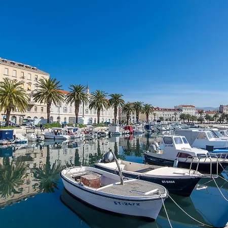 Vintage Bossanova Apartment