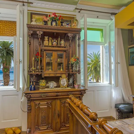 Vintage Bossanova Apartment